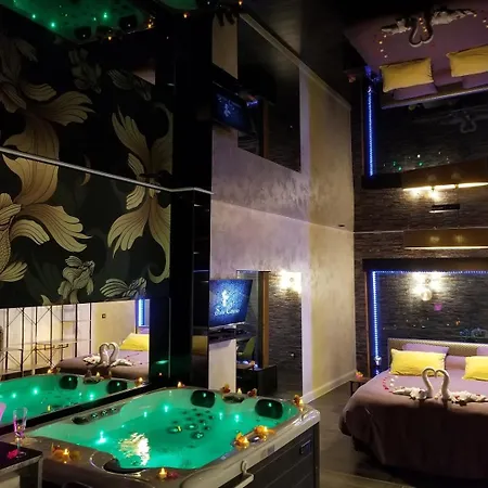 Avec Jacuzzi - Clim - Terrasse - Wi-fi *